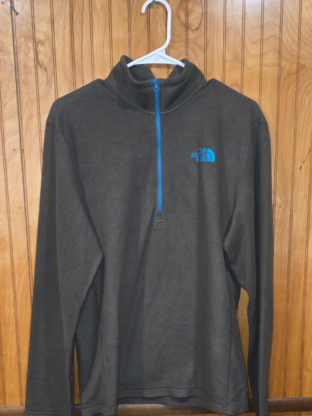 The North Face Green Quarter-Zip Fleece with Blue Logo Size Medium